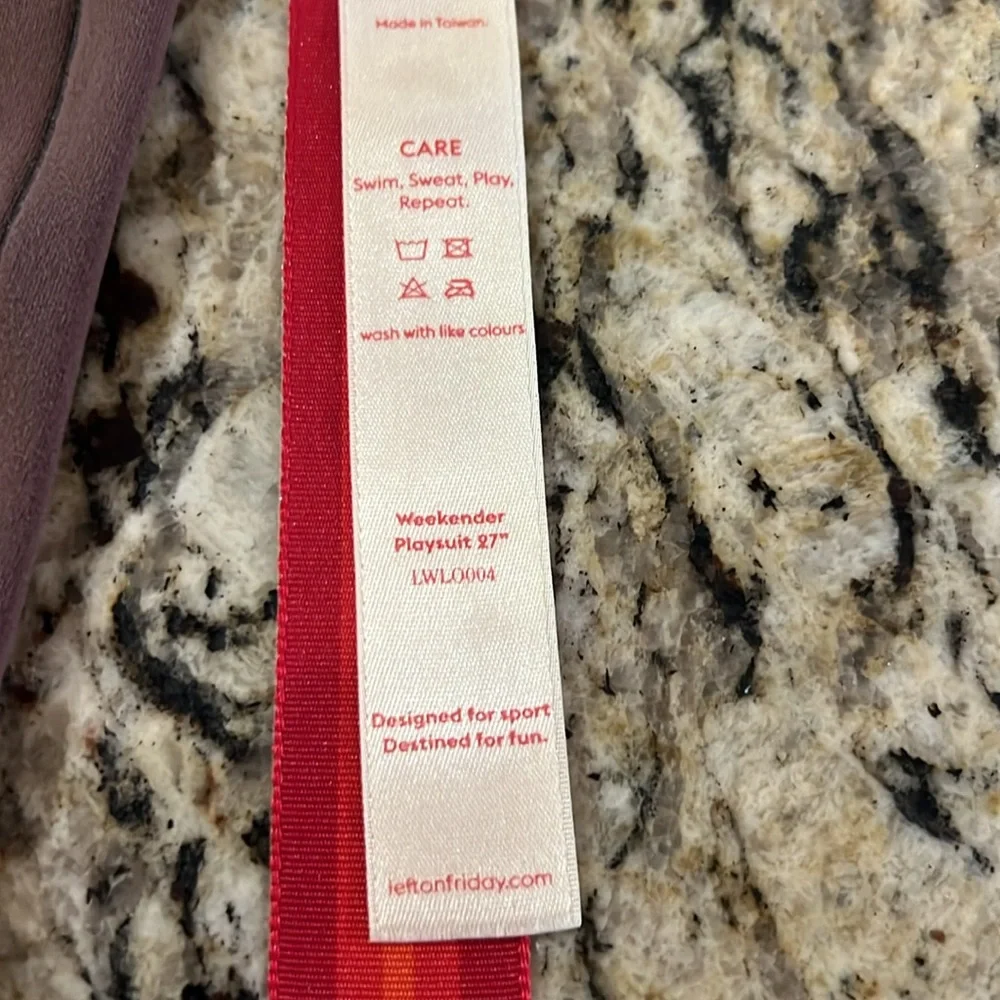 Left on Friday Weekender Playsuit New Size Small NWT - Picture 13 of 13